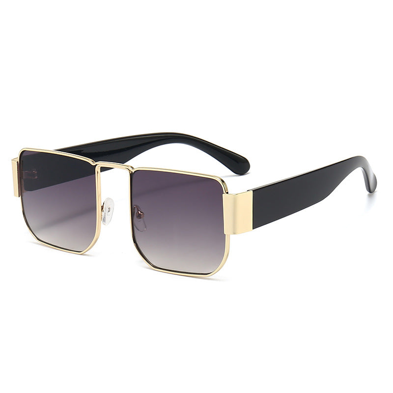 Venta al por mayor Gafas de sol para mujer con marco cuadrado PC